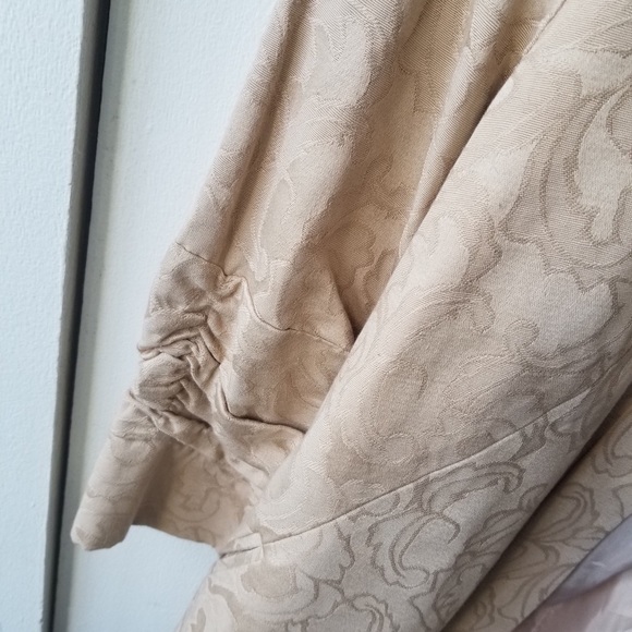 3 /$25 Casual jacket - Picture 2 of 5